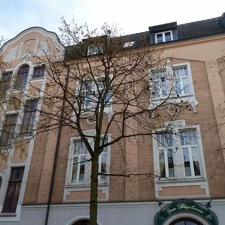 מלון Zum Buegeleisen דיסבורג