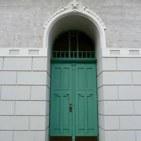 Zum Buegeleisen מלון דיסבורג