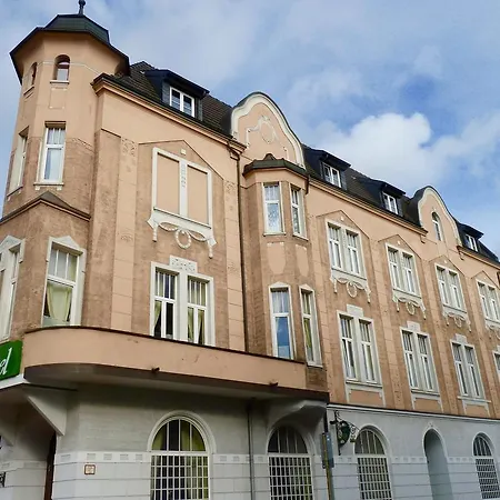 Zum Buegeleisen Hotel 3*