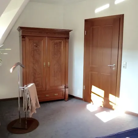 Hotel Zum Buegeleisen 3*