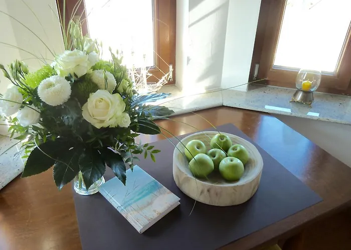 Zum Buegeleisen Otel 3*